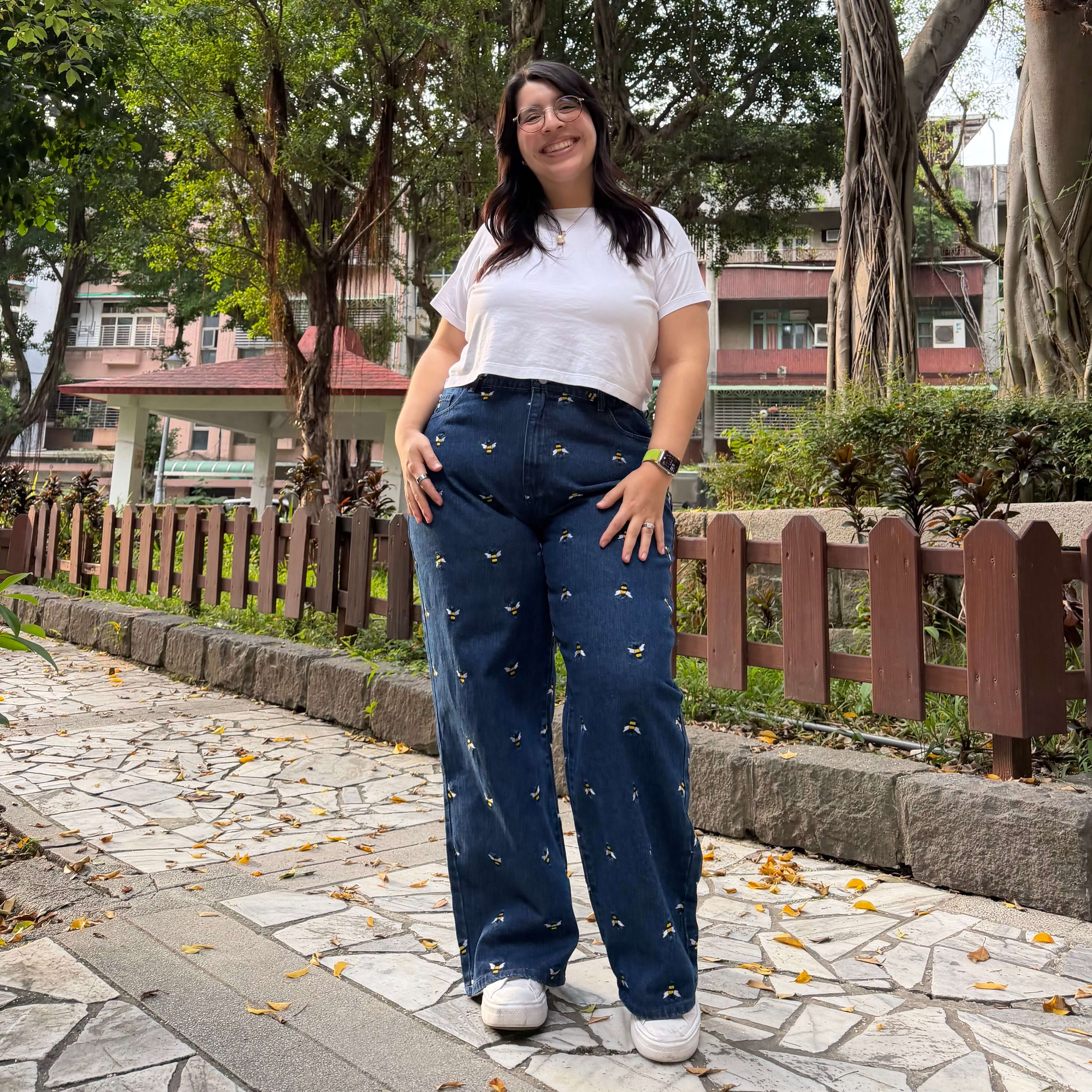 29" Inseam Jeans - Medium Wash with Bees